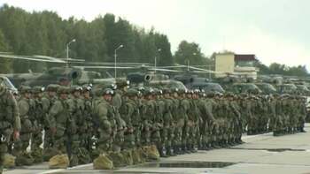 Repetițiile de război ale Rusiei, „la ușa NATO”. Duminică, exercițiile au inclus lansarea unei rachete hipersonice (…)