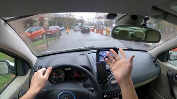 Cine este de vină dacă frânezi să eviți un animal și ești accidentat din spate. Cine plătește pagubele, conform (…)
