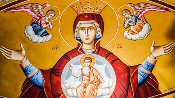 Se urează „La mulți ani!“ celor care își sărbătoresc onomastica de Adormirea Maicii Domnului?