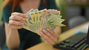 Care este SALARIUL unui parlamentar român, cu tot cu diurna pentru fiecare zi cu ședință în plen