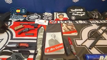 O celulă a grupării neonaziste americane ”The Base”, adeptă a supremației albilor, destructurată în Spania / (…)