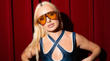 Alexandra Stan a fost agresată din nou! Ce i-a făcut fostul iubit: ”M-a dat afară din casă”