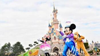 Un britanic a încercat să privatizeze Disneyland Paris pentru a se „căsători” cu o fetiță de 9 ani din Ucraina