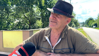 Românii care plâng după comunism: 
