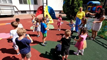 Ministrul Daniel David: Sunt convins că elevii vor fi primiți în școli pe 8 septembrie