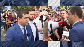 Miruță a descins în mijlocul angajaților nemultumiți de la Damen, cu PORTAVOCEA: „Aveți ocazia ca un ministru să (…)