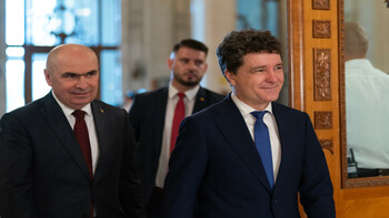 Nicușor Dan încearcă să dezamorseze criza din coaliție. A început întâlnirea cu şefii partidelor la Cotroceni