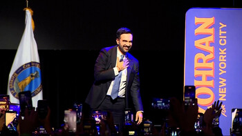 Promisiunile lui Zohran Mamdani, noul primar al NY: autobuze gratuite, chirii plafonate şi 200.000 de case noi