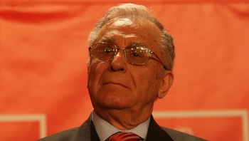 „Iliescu m-a impresionat. Reper al democrației româneşti”. Reacție controversată a omului de încredere al lui Gigi (…)