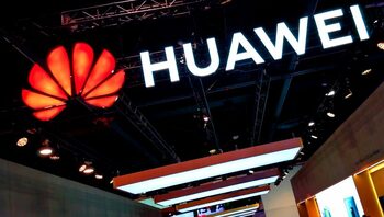 Huawei a lansat un „supercomputer” pentru inteligență artificială care ar putea concura cu cel mai tare produs al Nvidia