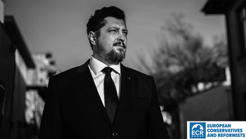 Claudiu Târziu, președinte Partidul Acțiunea Conservatoare și europarlamentar român dă cărțile pe față în legătură (…)