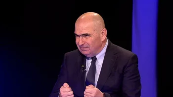 Premierul afirmă că salariile din sistemul bugetar ar putea crește abia după toamna anului viitor