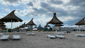 Turiștii de pe litoralul românesc, AVERTIZAȚI de meteorologii Accuweather: Reduceți timpul petrecut afară în aceste (…)