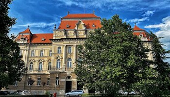 Președinții curților de apel îl contrazic pe Ilie Bolojan: „vârsta medie de pensionare în magistratură este de 54 de (…)