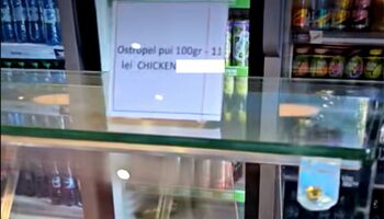 Nu este banc! Cum au tradus „ostropel de pui” angajații unei autoserviri din Eforie Nord