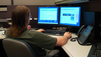 Motivul pentru care un IT-ist din Cluj-Napoca este NEMULȚUMIT de șefii săi, deși aceștia îi oferă un salariu lunar (…)