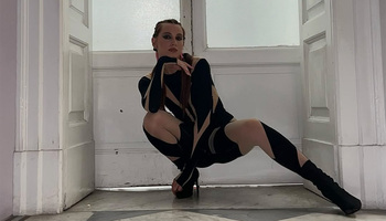 Casanova din lumea celor bogați a lovit din nou. S-a cuplat cu o influenceriță care pozează fără rețineri