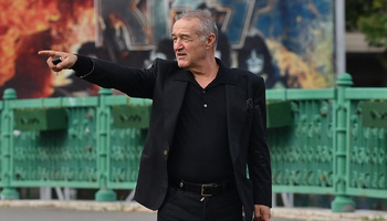 Ce e mai rău pentru Gigi Becali. Martorii lui Iehova şi „dracii” de la Metallica alungă iar FCSB de pe Arena Națională!