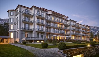 Frații Pavăl au schimbat planul cu mega-complexul hotelier Waldhaus. Ce se întâmplă cu „perla spa” de 5 stele din (…)