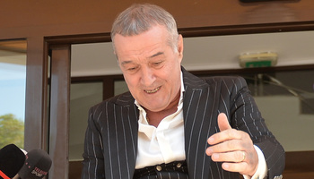 Gigi Becali speră să dea o lovitură pe care nimeni n-o mai aștepta cu fotbalistul pe care a refuzat 9.000.000 de (…)