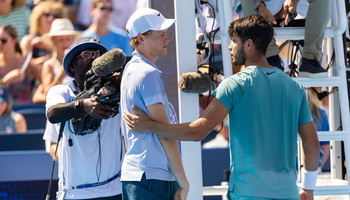 Sinner – Alcaraz 2-6, 6-3, 1-6, 4-6, în finala masculină de la US Open. Spaniolul câștigă trofeul și revine, de (…)