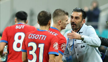 Metaloglobus – FCSB, Live Text Online de la ora 20:30, în etapa 13 din Superliga. Campioana, probleme uriașe în (…)