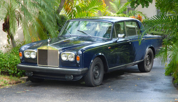 Povestea care a lăsat SUA mută de uimire. I-au făcut cadou la pensionare un Rolls-Royce