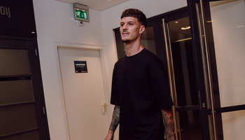 S-a lămurit cu Dennis Man. Fostul fotbalist olandez a tras concluzia: „E un fotbalist excelent, dar…”