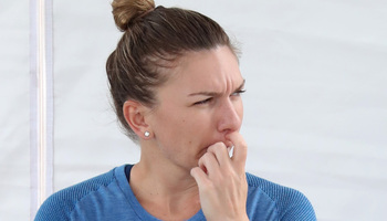 Simona Halep, la hotel: „Aici îți bei cafeaua cu marea aproape şi cu gândurile departe”