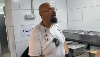Ce a făcut patroana unui restaurant din Costinești, când l-a văzut pe Piedone. Cum a încercat să-l păcălească pe (…)