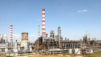 România și Bulgaria, pe marginea colapsului energetic! Rafinăriile Lukoil, amenințate cu închidere din cauza (…)