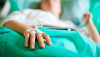 Soțul Mădălinei, tânăra care a murit după ce a născut, este devastat. Primele declarații ale bărbatului îndurerat
