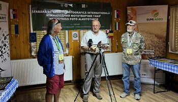 Artistul fotograf Ștefan Tóth a deschis, la Sighetu Marmaţiei, Tabăra Internaţională de Creaţie Fotografică