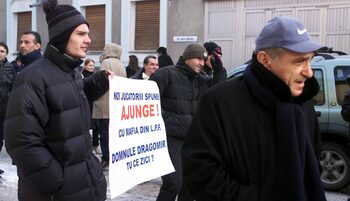 „Cum m-a bătut tata, m-aş fi bătut atunci”. Milionarul a făcut avere în Germania şi regretă o apariție cu o femeie (…)