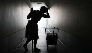 O mare campioană a ajuns să trăiască la limita supraviețuirii din salariul de femeie de serviciu: „Ei fac miliarde (…)