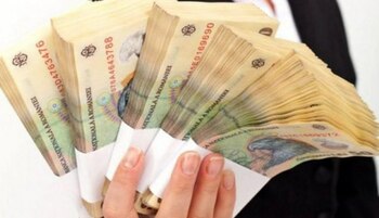Experți: Tăierea lefurilor de nabab cu 30% nu schimbă nimic la ASF, ANRE și ANCOM