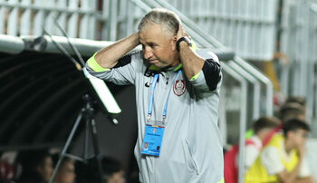 Dan Petrescu, disperat înainte de meciul tur cu Braga: „S-a mai accidentat și el! Aș vrea să joc eu, sincer”