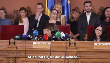 Vicepreședinta Curții de Apel București a ieșit intempestiv din conferința de presă, șoptindu-i președintei: „Mă (…)