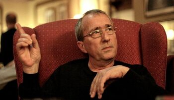 Primele imagini cu Valentin Ceaușescu, după ce a fost diagnosticat cu o boală gravă. Unde a fost văzut fiul cel mare (…)