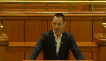 Csoma Botond (UDMR): Domnule Simion, aţi dus discursul la un nivel foarte inferior