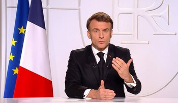 Macron pierde teren, iar Europa își pierde echilibrul
