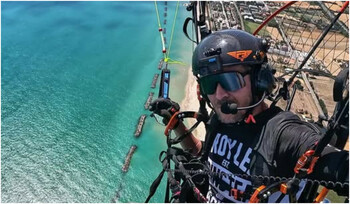 Ipotezele morţii lui Felix Baumgartner: Infarct în timpul zborului şi defecţiune tehnică la motoparapantă