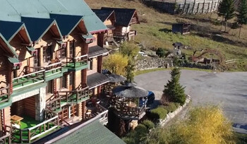 Investiţia de 700.000 € dintr-o staţiune montană. La sfârşitul lunii sunt aşteptaţi turiştii pe pârtii