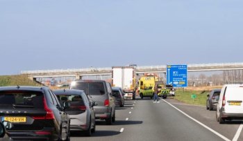 O șoferiță cu trei copii în autoturism a ajuns cu mașina răsturnată într-un canal. Femeia e singura victimă care a (…)