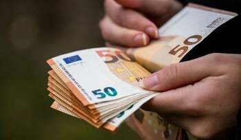 Ce companie a statului conduce directorul care are aproape 20.000 de euro salariu net lunar