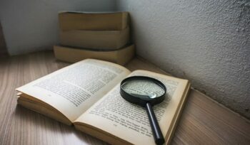 Dicționarul Cambridge a stabilit care este cuvântul anului 2025: descrie un fenomen modern „nesănătos”