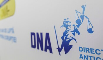 Inspector ANAF, acuzat de DNA de trafic de influență și divulgare de informații confidențiale