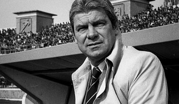 Mesajul lui Bolojan în memoria lui Emerich Ienei: „De el se leagă multe din momentele memorabile ale fotbalului (…)