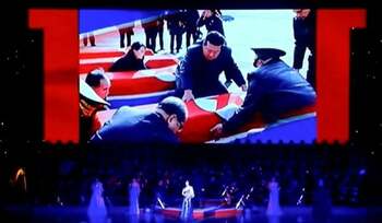 Coreea de Nord a prezentat primele imagini cu soldații săi trimiși la luptă în Ucraina: Kim Jong Un apare în poze (…)