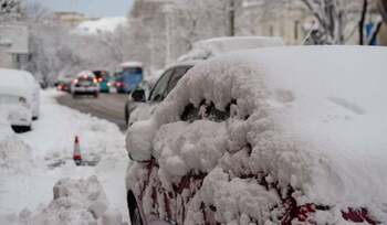Ne pregătim pentru o iarnă de modă veche? Depinde de stratul de zăpadă din Siberia și Vortexul Polar